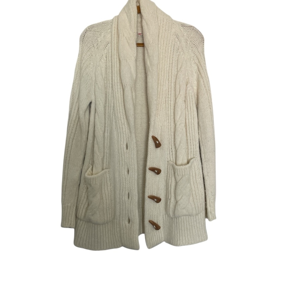 Cozy Cream Cable Knit Sweater